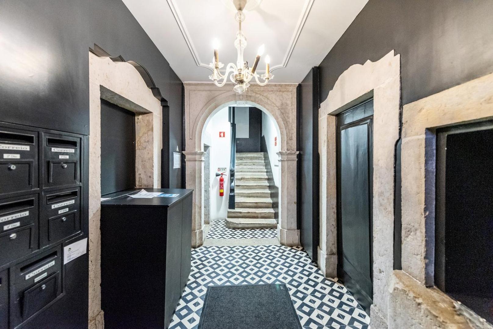 Guestready - Correeiros Apartment Blue Лиссабон Экстерьер фото